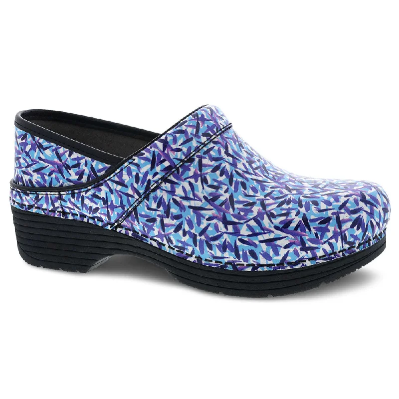 Stunning and eye-catching women's footwearBlue Dash Clog