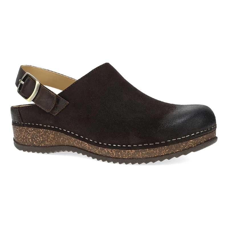 Flattering and figure-hugging women's footwearMerrin