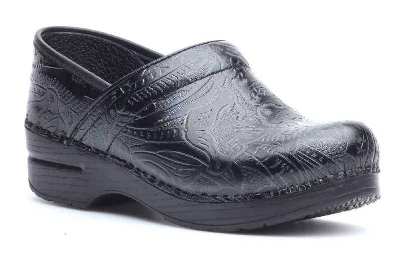Stylish and comfortable women's shoes for long days at workPro