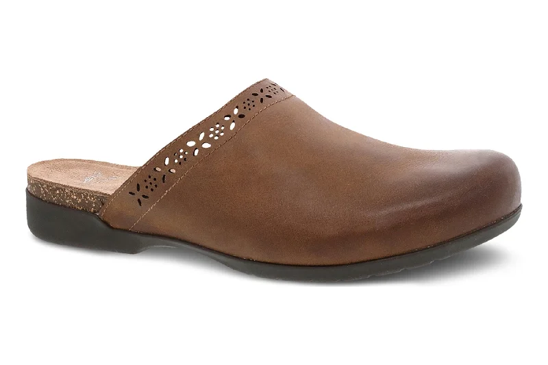 Chic and stylish women's shoes for summerRobbie