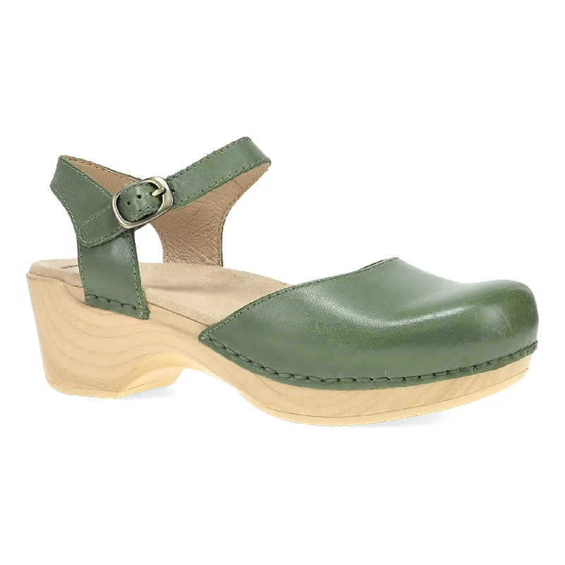 Elegant and sophisticated women's shoes for red carpet eventsSam
