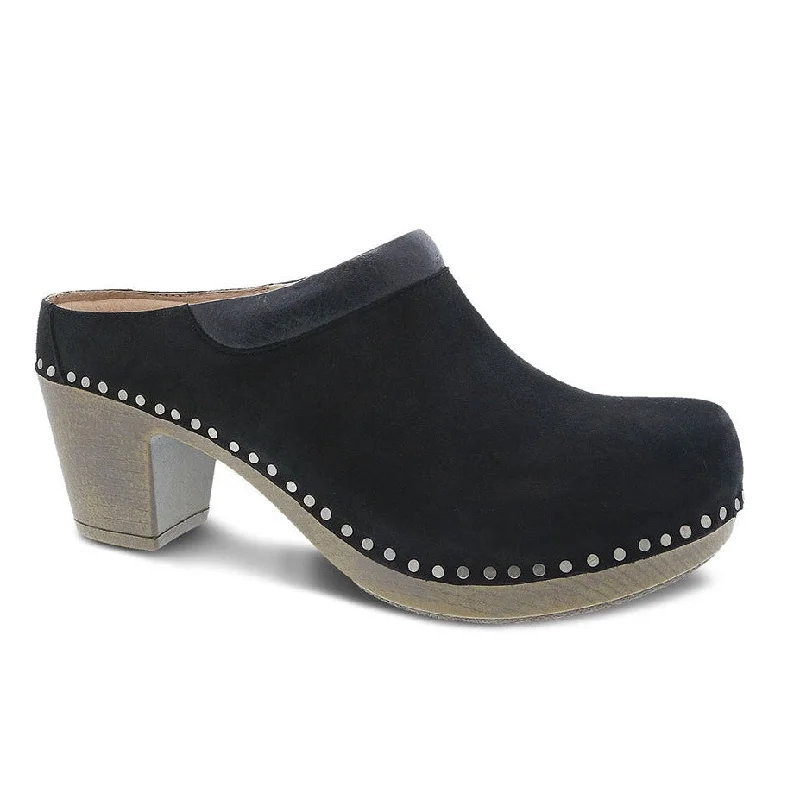 Flattering and stylish women's shoes for petite feetSammy Mule Clog