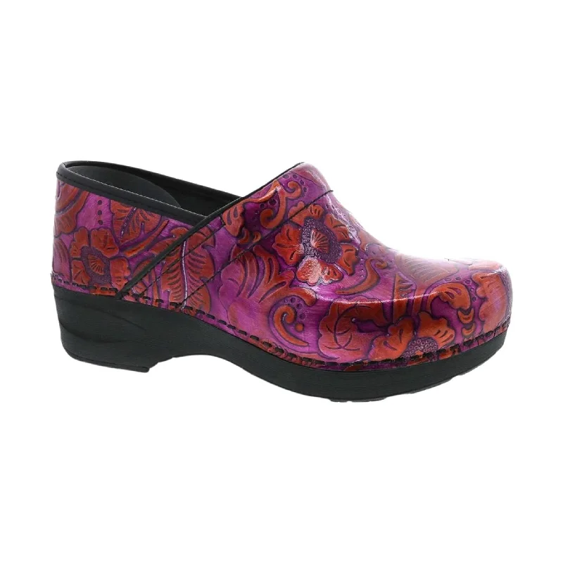 Chic and stylish women's shoes for summerDansko Women's XP 2.0 - Fuchsia Tooled Patent