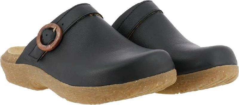 Stunning and glamorous women's shoes for evenings outEl Naturalista 5701 Women's Wakatiwai Soft Grain Clogs