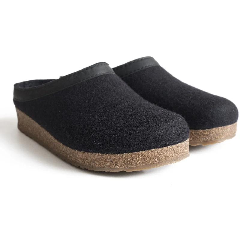 Versatile and adaptable women's shoes for every occasionHAFLINGER GZL CLOG UNISEX