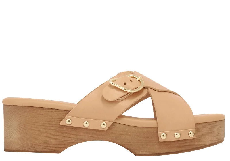 Flattering and stylish women's shoes for wide feetMarilisa Clog