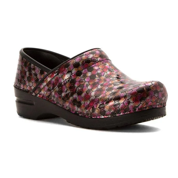 Flattering and figure-hugging women's footwearSanita Women's Original Pro-Hex Mule