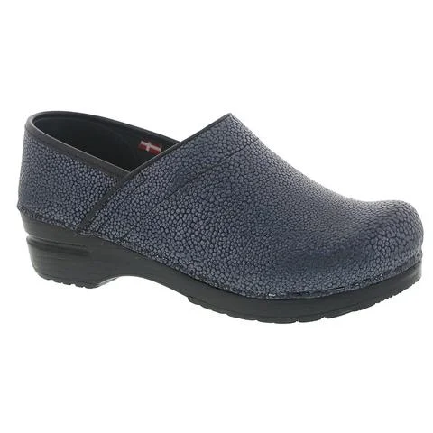 Chic and stylish women's shoes that complement every outfit and occasioSanita Women's Original Professional Pebble Clog