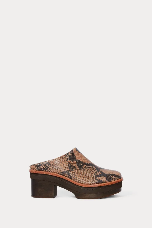Elegant and sophisticated women's shoe stylesSesley Clog