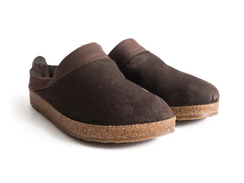 Stylish and practical women's shoes for rainy daysSnowbird - Chestnut - Women's