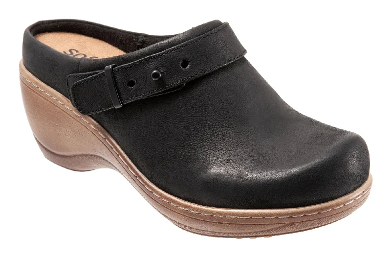 Durable and stylish women's shoes for outdoor activitiesMarquette