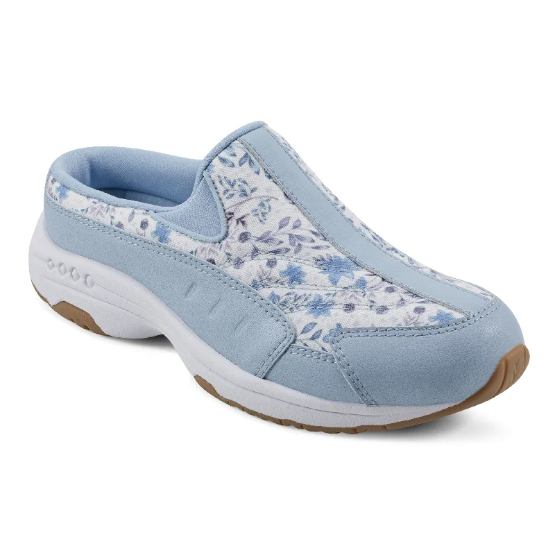 Comfy and stylish women's shoes for walkingTraveltime Clogs