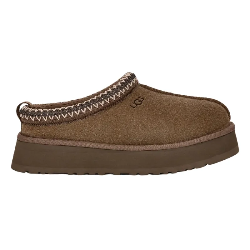 Versatile and adaptable women's shoes for every occasionUGG Women's Tazz Hickory Suede