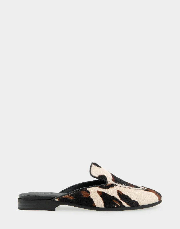 Chic and versatile women's footwearWilda