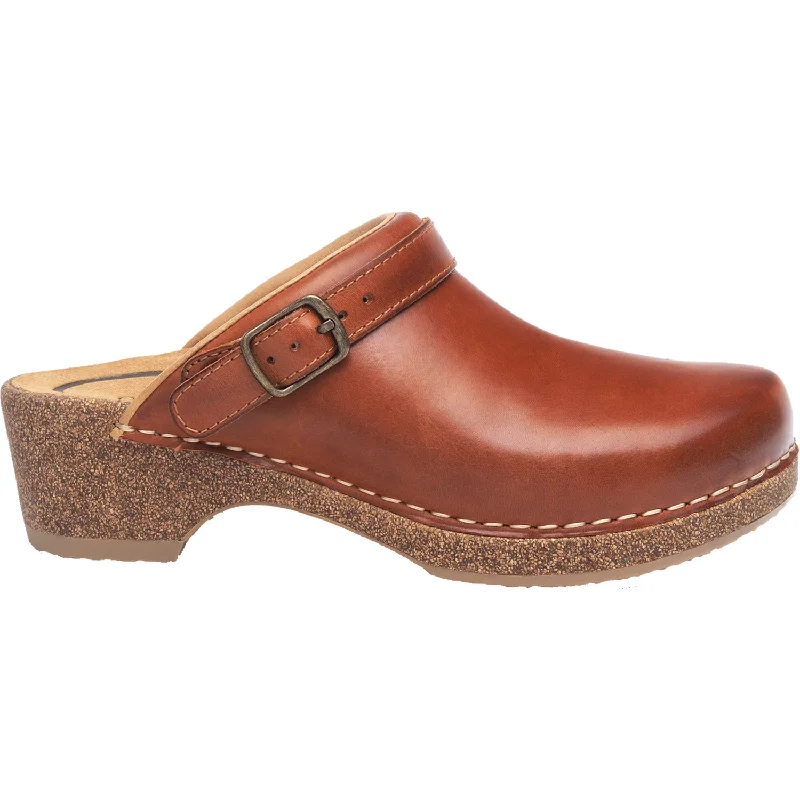 Comfy and stylish women's shoes for everyday eleganceWomen's Aetrex Beckie Cognac Leather