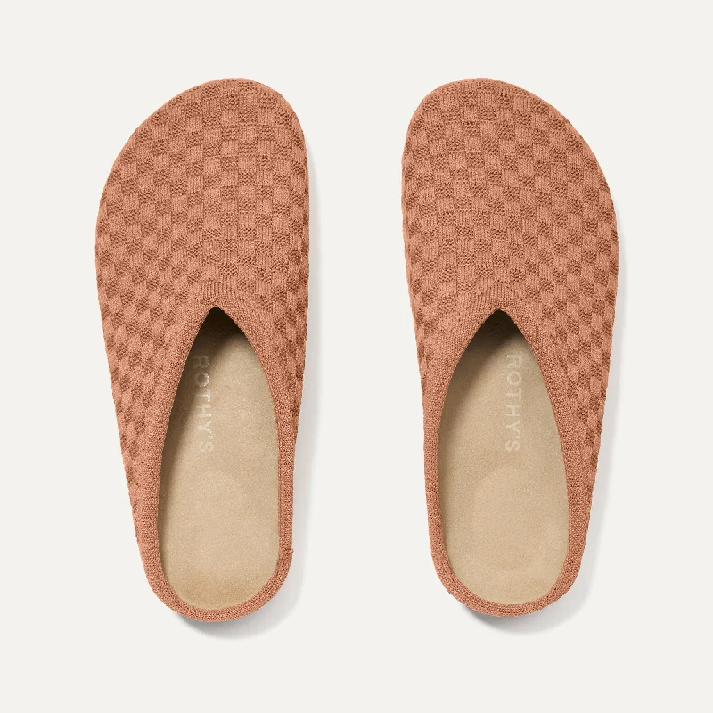 Versatile and stylish women's shoes for city walksThe Casual Clog - Clay