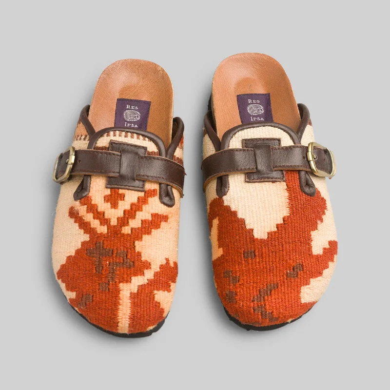 Timeless classic women's shoe designsWomen's Kilim Clog Size 7