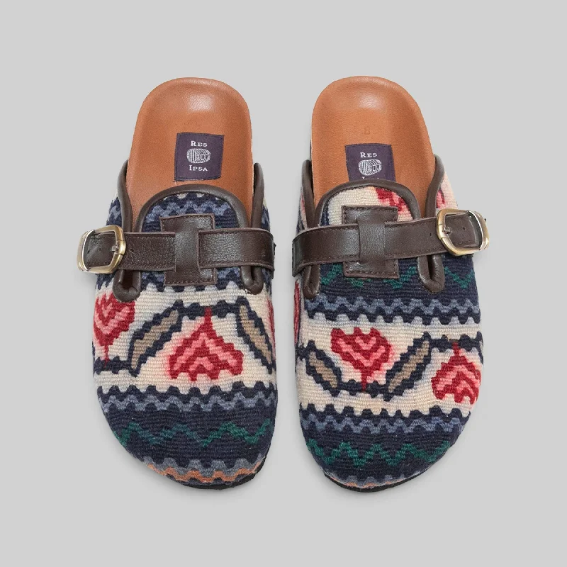 Elegant and classic women's shoes for bridal partiesWomen's Kilim Clog Size 8