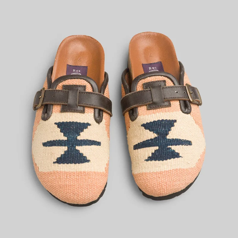 Classy and elegant women's shoes for formal eventsWomen's Kilim Clog Size 7