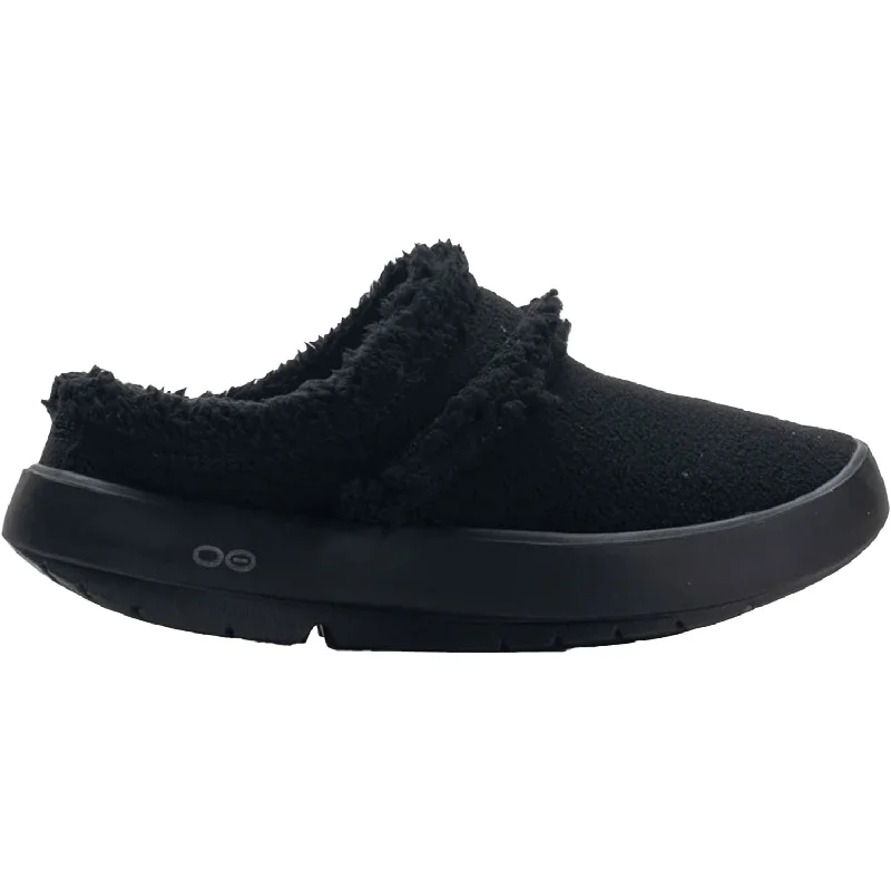 Stunning and eye-catching women's footwearWomen's OOFOS OOcoozie Mule Black Vegan Sherpa