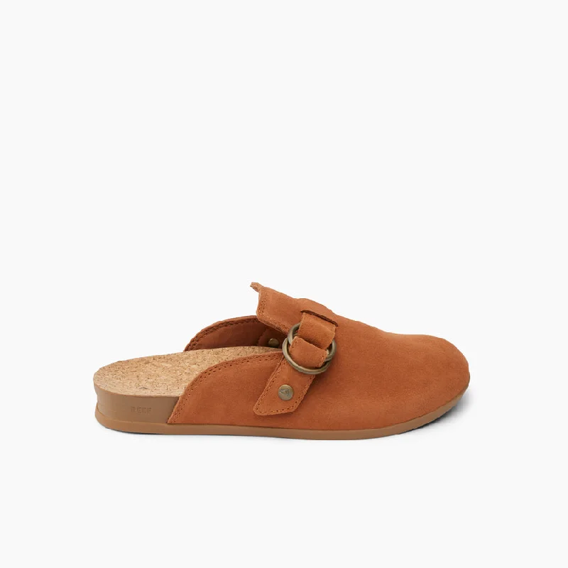 Chic and stylish women's shoes for garden partiesVista Serenity
