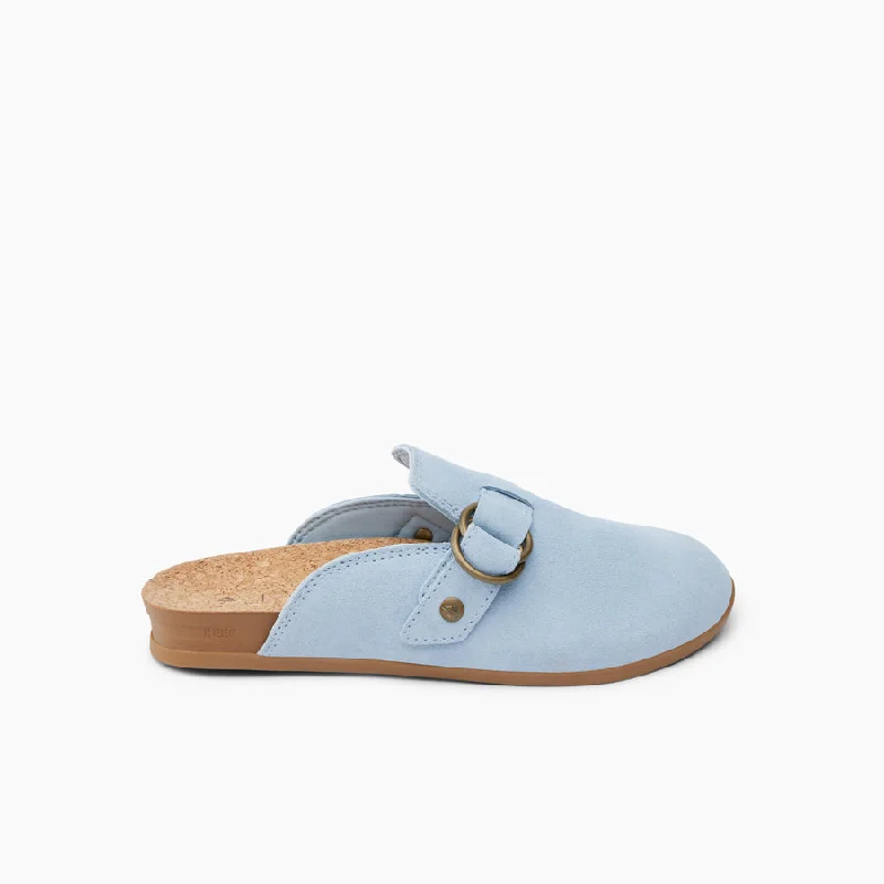 Versatile and stylish women's shoes for city walksVista Serenity