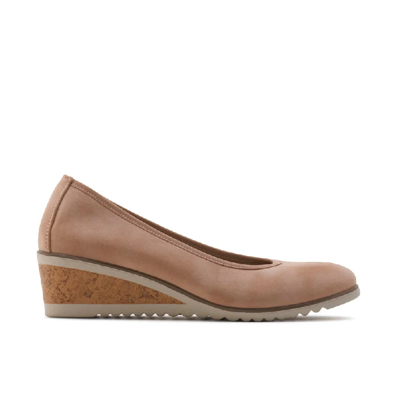 Elegant and sophisticated women's shoes for opera nightsSonia
