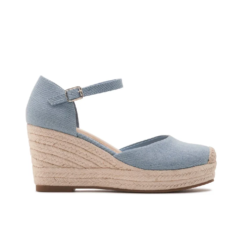 Elegant and sophisticated women's shoes for elegant eveningsNUMERO SIX
