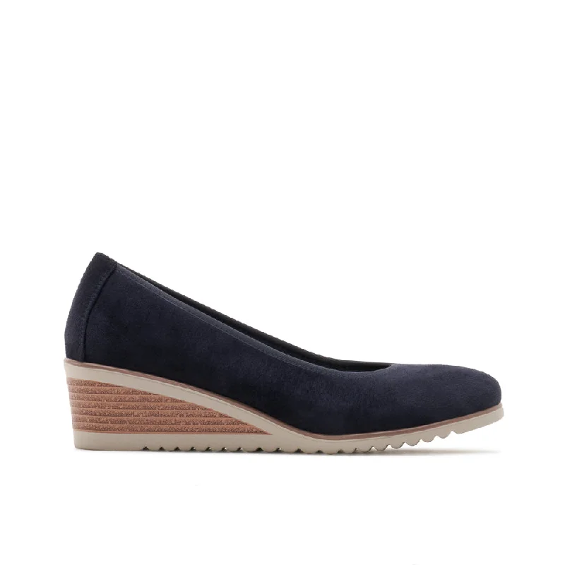 Versatile and stylish women's shoes for city walksSAMUELLE