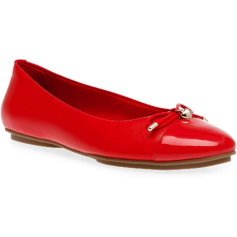 Classic and timeless women's footwear choicesAnne Klein Womens LUCI Faux Leather Slip On Flat Shoes