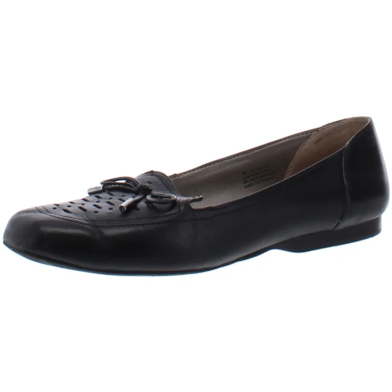Versatile and stylish women's shoes for everyday chicArray Womens Sweet Pea Leather Slip On Loafers