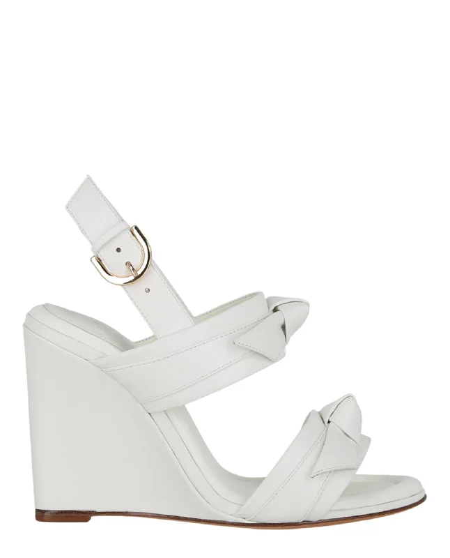 Chic and stylish women's shoes for fashion-conscious womenAlexandre Birman Womens Clarita Doppia Soletta Wedges