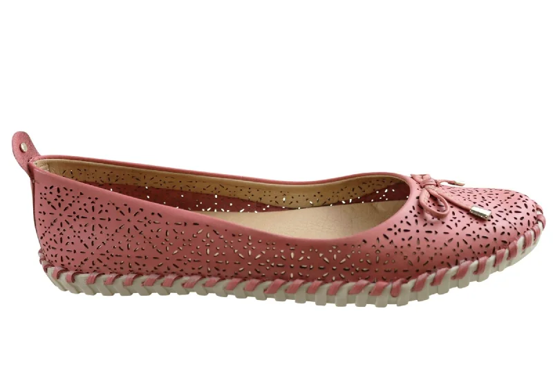 Versatile and stylish women's shoes for city walksBottero Hampshire Womens Comfort Leather Ballet Flats Made In Brazil