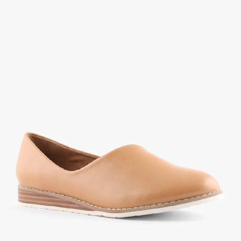 Comfortable and supportive women's shoes for all-day wearBUNTY CAMEL
