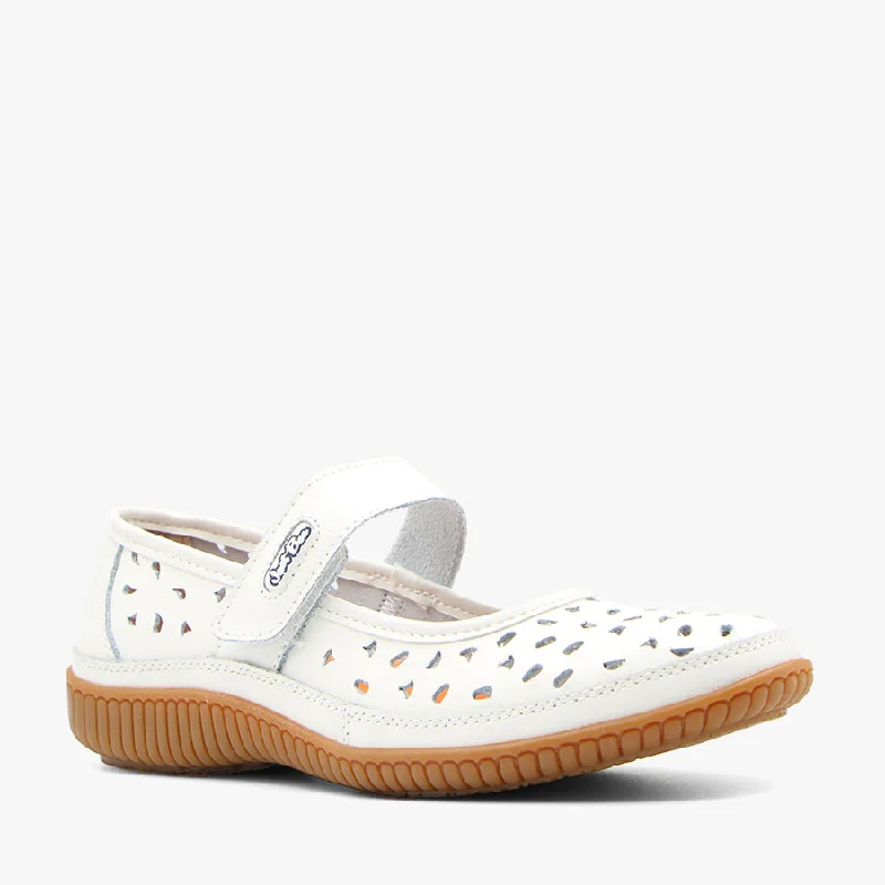 Luxurious and comfortable women's shoe options for special occasionsCALE2 WHITE