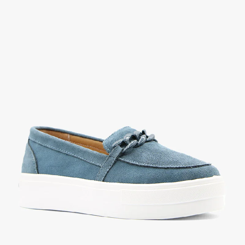 Feminine and romantic women's shoe designsCHIMY BLUE SUEDE