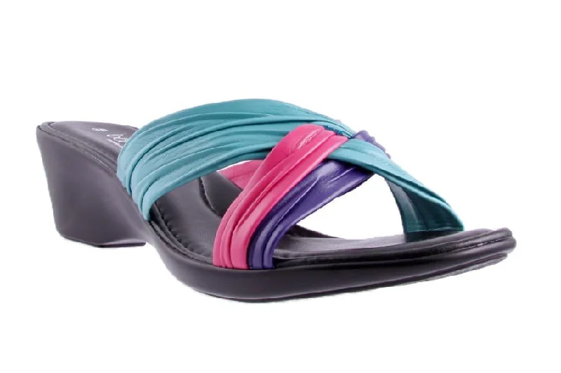 Comfy and casual women's shoes for the weekendCOMO GREEN MULTI