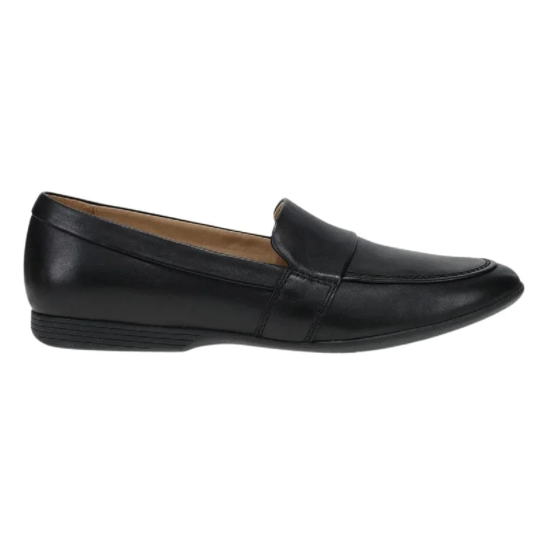 Versatile and stylish women's shoes for everyday chicDansko Women's Linden Black Nappa