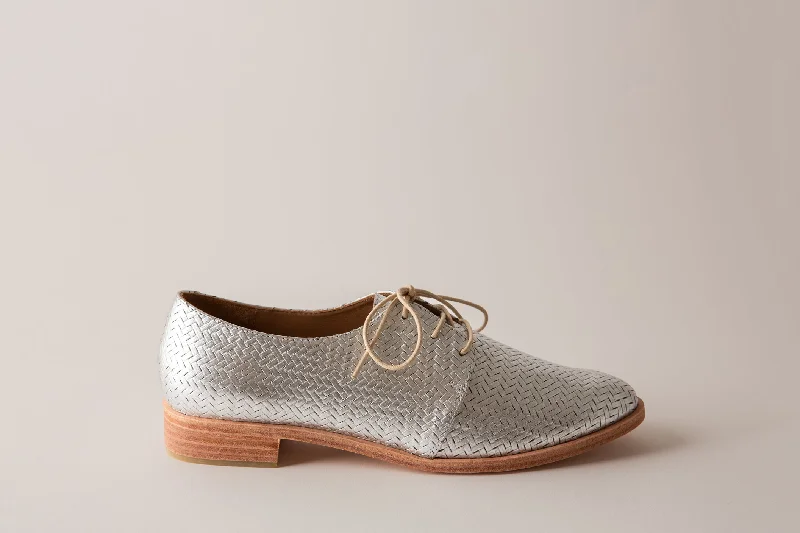 Elegant and sophisticated women's shoes for any formal eventEmmy