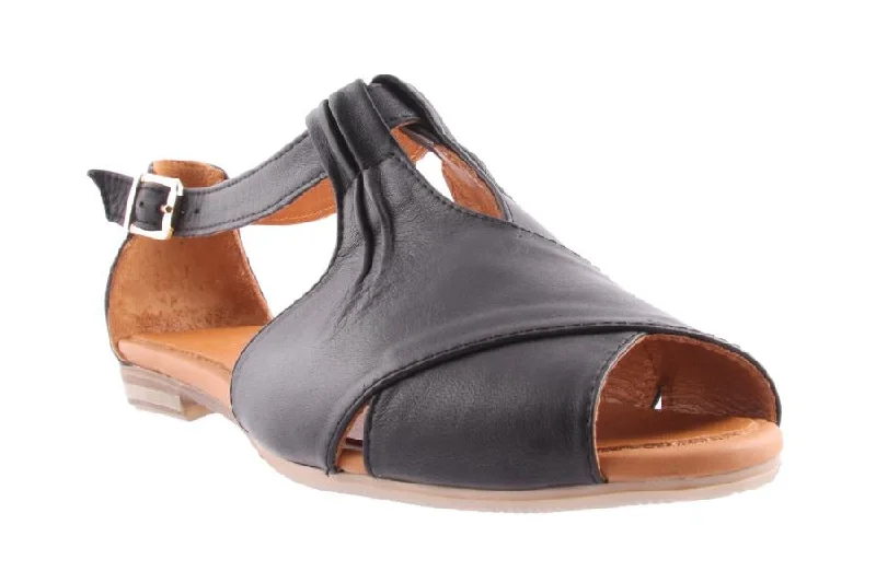Chic and trendy women's shoe fashionsFEDORA BLACK