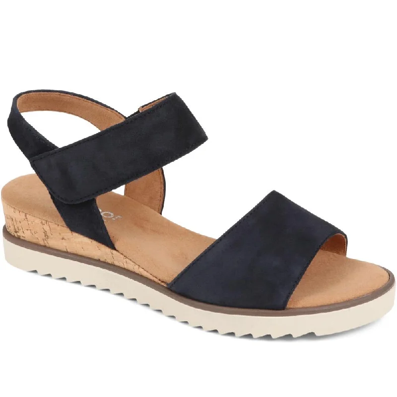 Versatile and stylish women's shoes for all occasions and seasonsGabor Leather Wedge Sandals - GAB35509 / 321 589