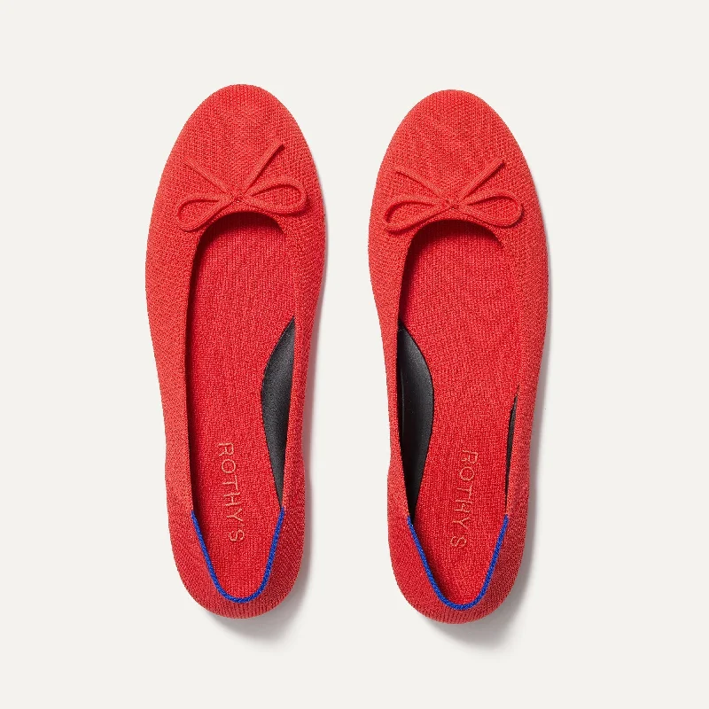 Elegant and classic women's shoes for bridal partiesThe Ballet Flat - Glamour Red