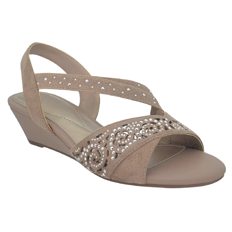 Practical and stylish women's shoes for travelGrace Stretch Wedge Sandal with Memory Foam