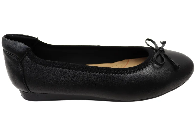 Chic and stylish women's shoes for cocktail partiesHush Puppies Dawn Womens Leather Comfortable Shoes