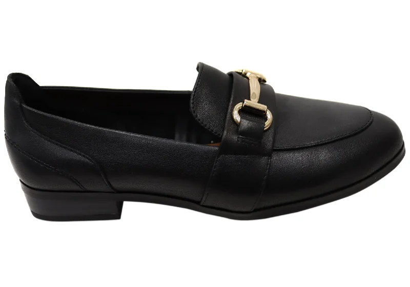 Flattering and stylish women's shoes for wide feetHush Puppies Lara Womens Leather Comfortable Shoes