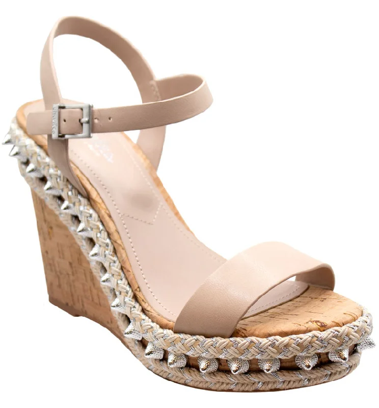 Effortlessly stylish women's shoe choicesHYPHEN WEDGE