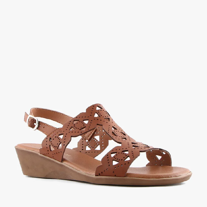 Stylish and comfortable women's shoes for long flightsJASPER BROWN