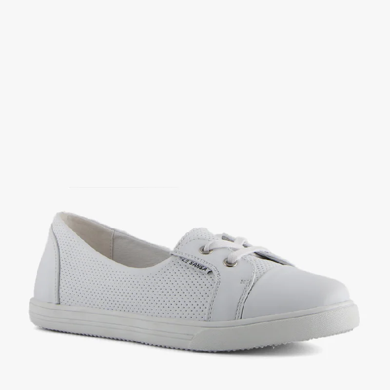 Stylish and comfortable women's shoes for long flightsKELLY WHITE