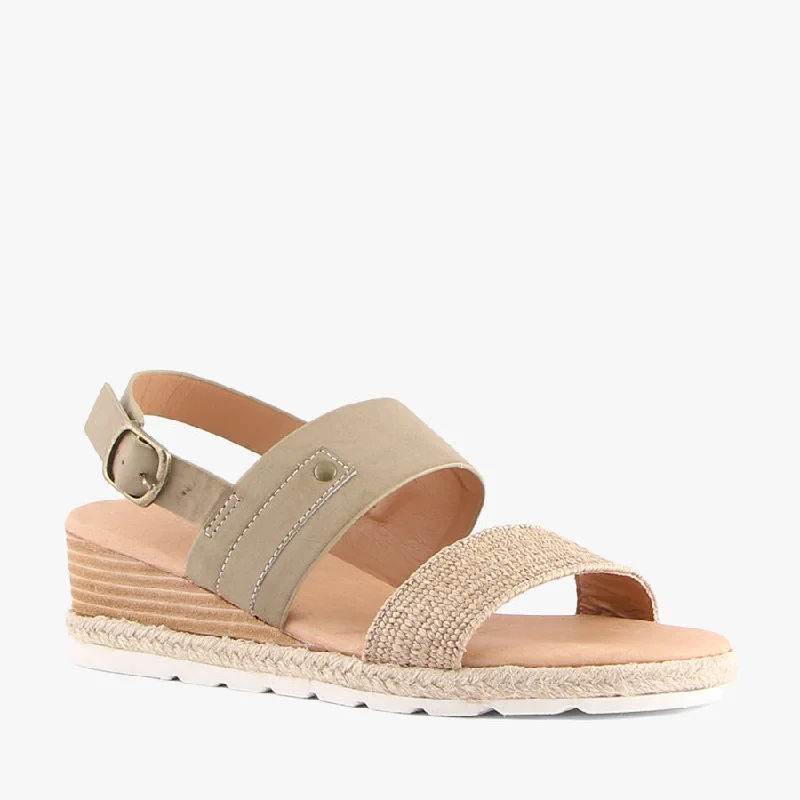 Elegant and sophisticated women's shoes for opera nightsKETTY KHAKI