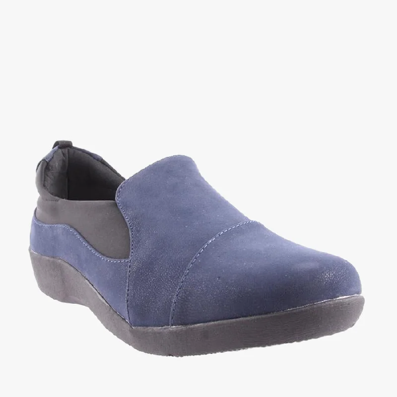 Stylish and supportive women's shoes for plantar fasciitisLAGGER NAVY